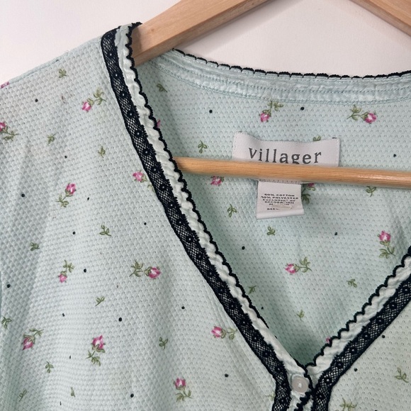 Villager by Liz Claiborne sz M Spring Green floral button up Sleepwear Top - Picture 7 of 9